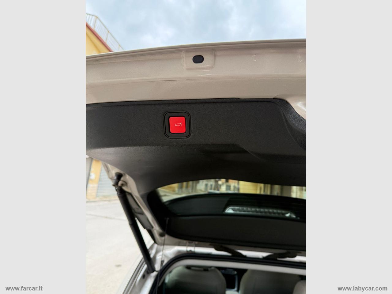 FIAT 600 Hybrid 110 CV DCT MHEV La Prima II