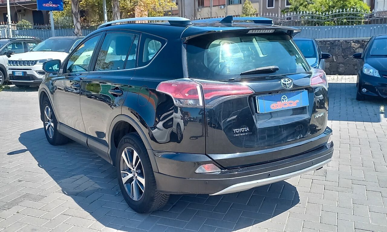 Toyota Rav4 2016 photo 4
