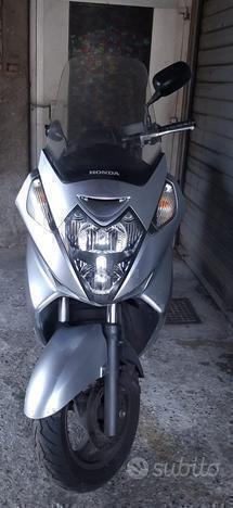 Honda Silver Wing 400 Argento
