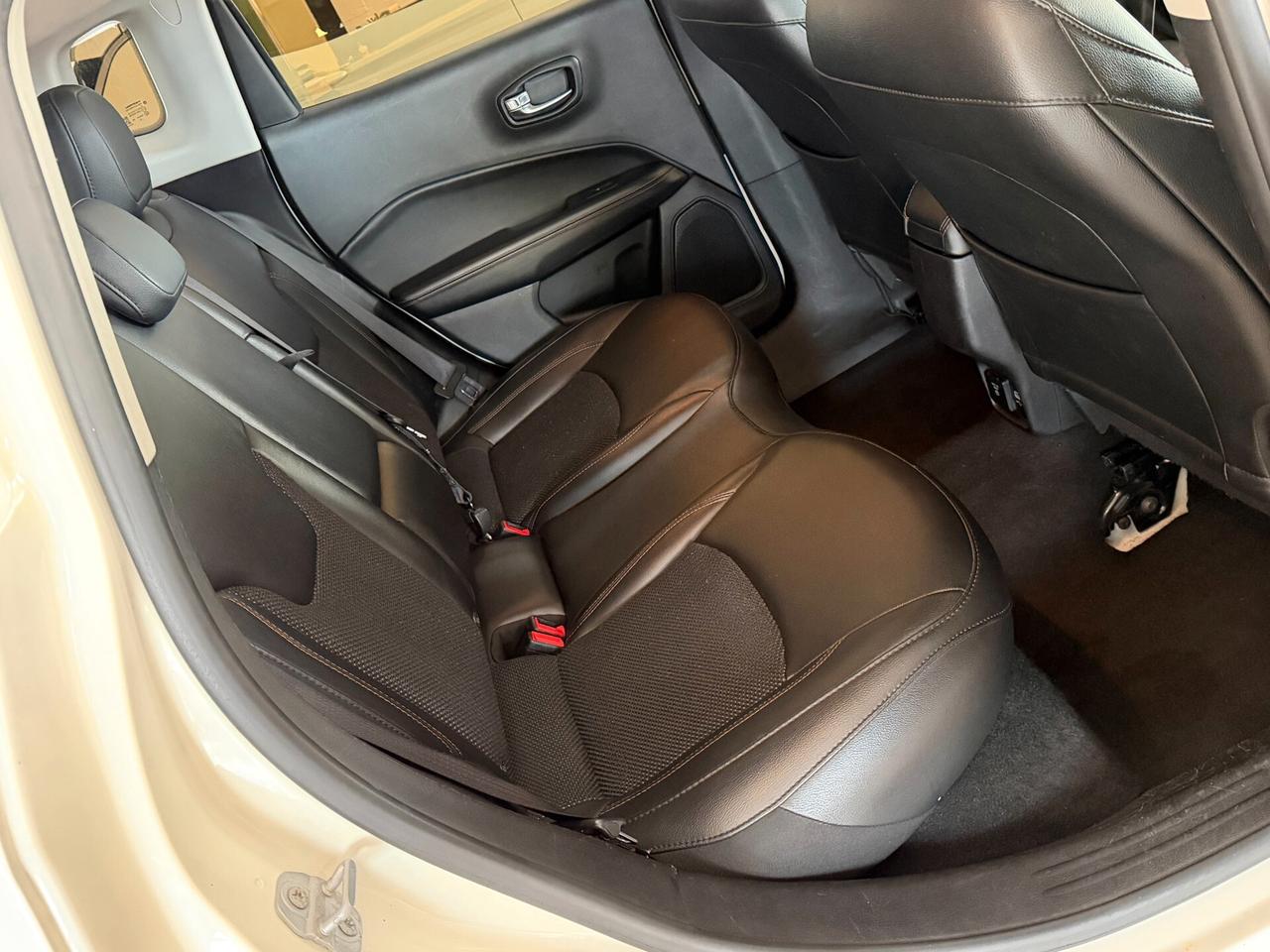 Jeep Compass 2WD 1.6 M.JET 120 cv. LIMITED (Nav)