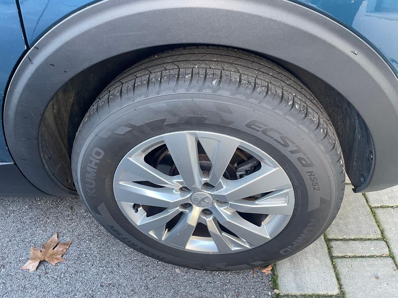 Peugeot 5008 BlueHDi 130 S&S EAT8 Allure Pack