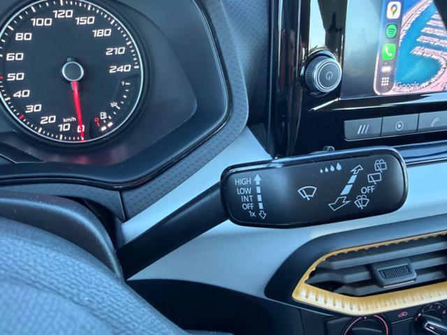 SEAT Arona TSI STYLE+NAVI CARPLAY WIFI APPLE&ANDROID+PDC