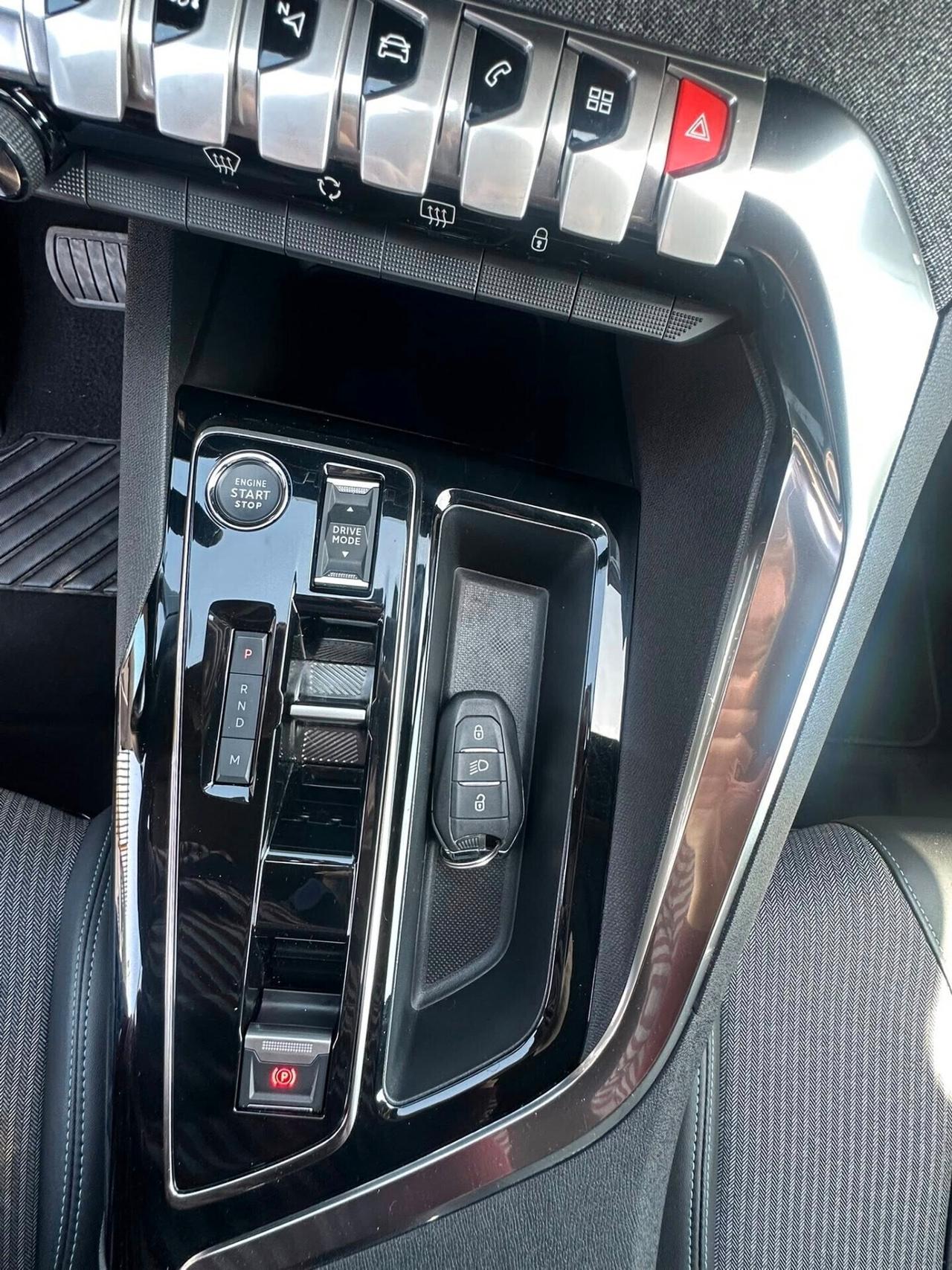 Peugeot 3008 BlueHDi 130 S&S EAT8 Allure Pack