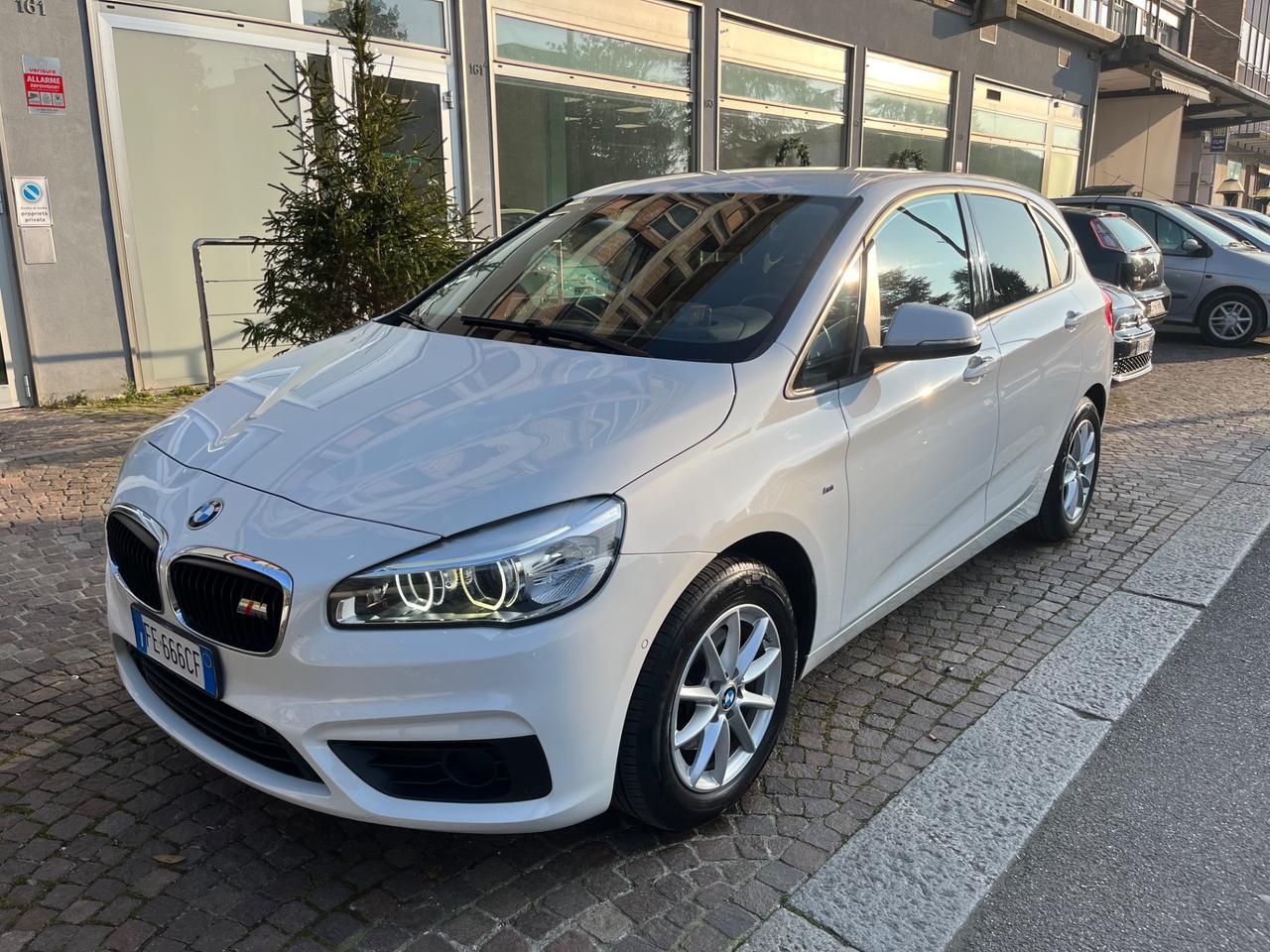 Bmw 216 216d Active Tourer Sport