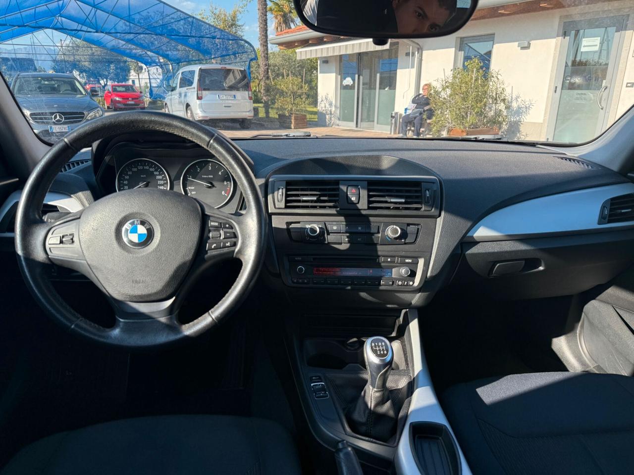 Bmw 116 116d 5p. UrbanBmw