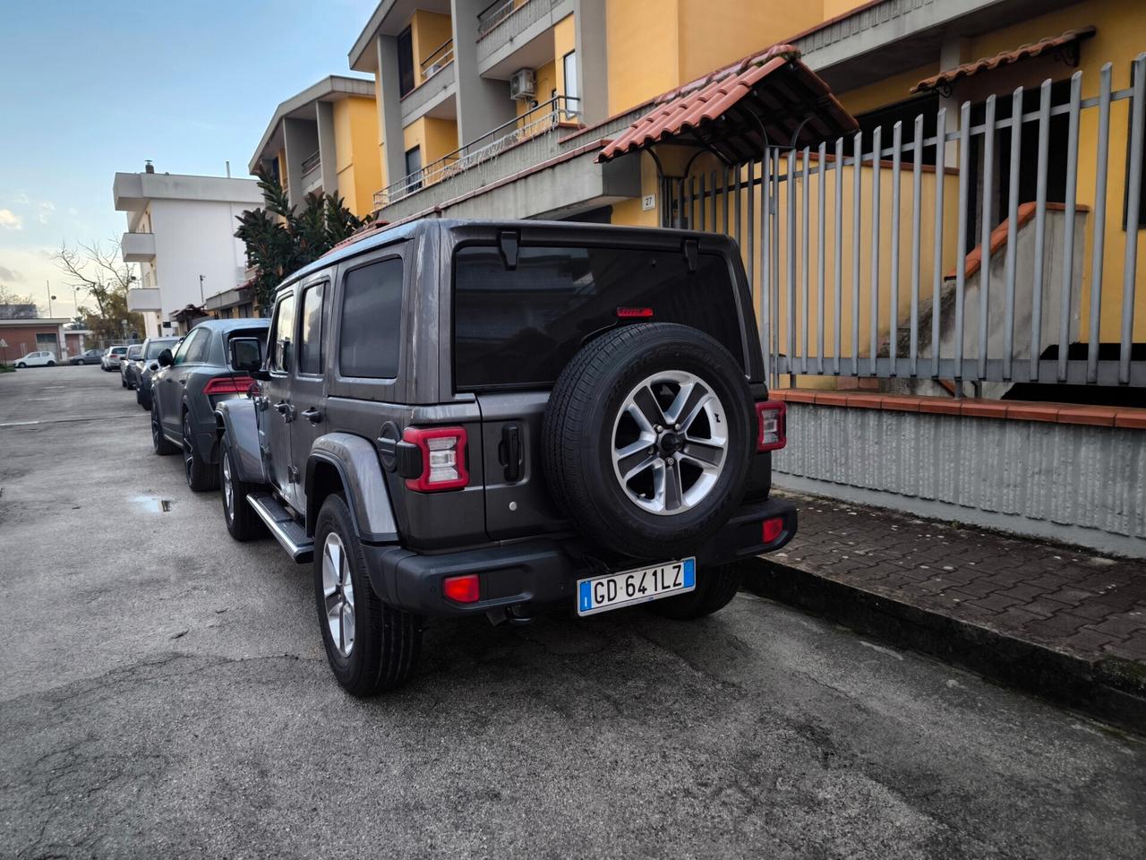 Jeep Wrangler Unlimited 2.2 Mjt II Sahara iper full