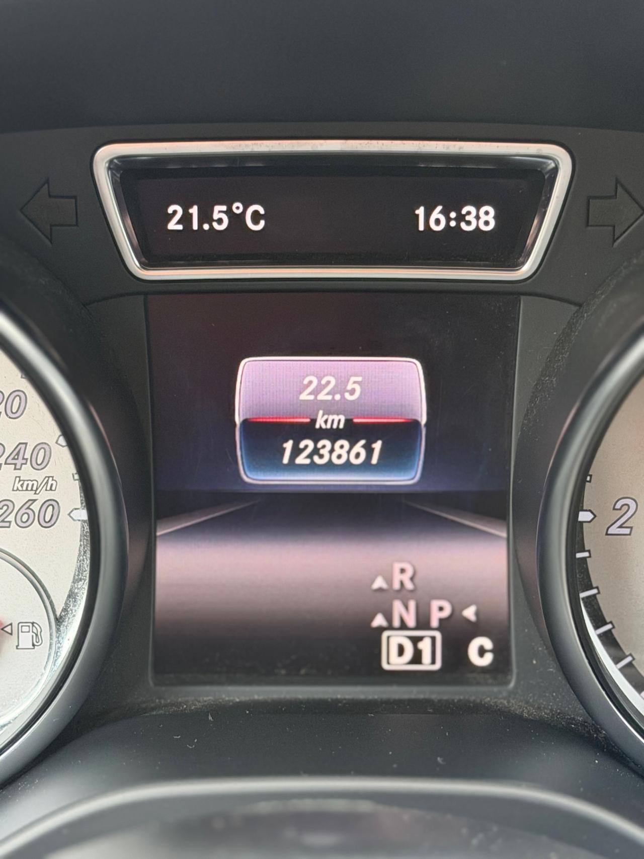 Mercedes-benz CLA 200 d Automatic Premium AMG