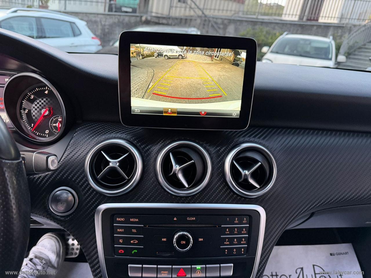 MERCEDES-BENZ A 200 d Automatic 4Matic Premium