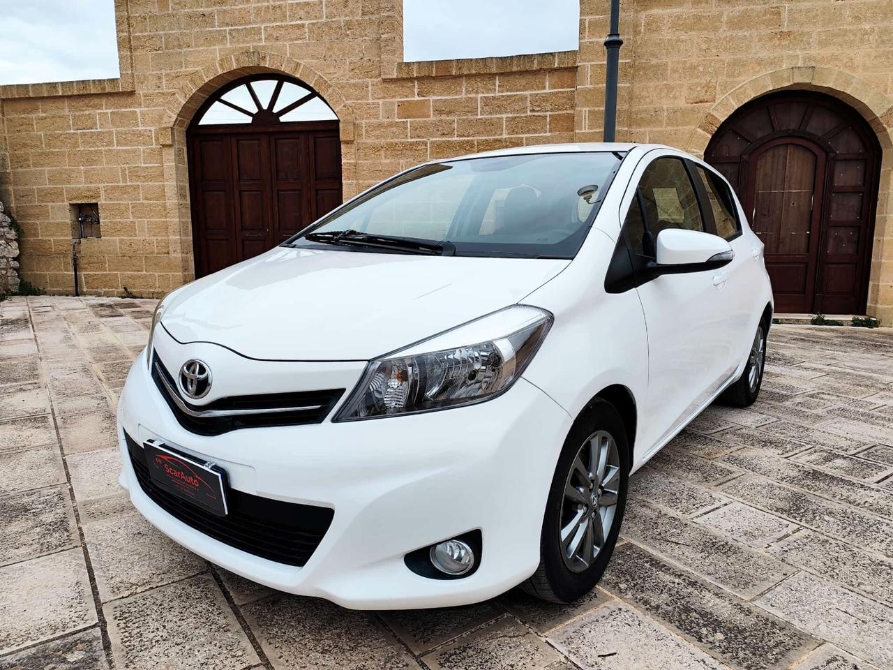 Toyota Yaris 1.0 5 porte Active