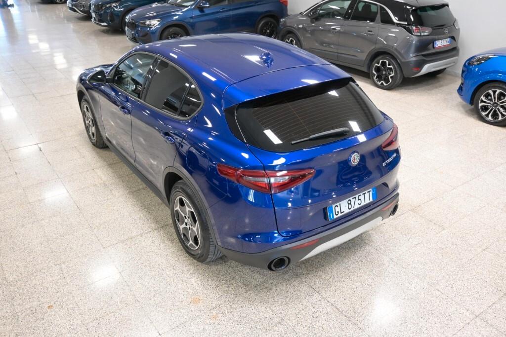 Alfa Romeo Stelvio 2.2 Turbodiesel 160 CV AT8 RWD Super Business