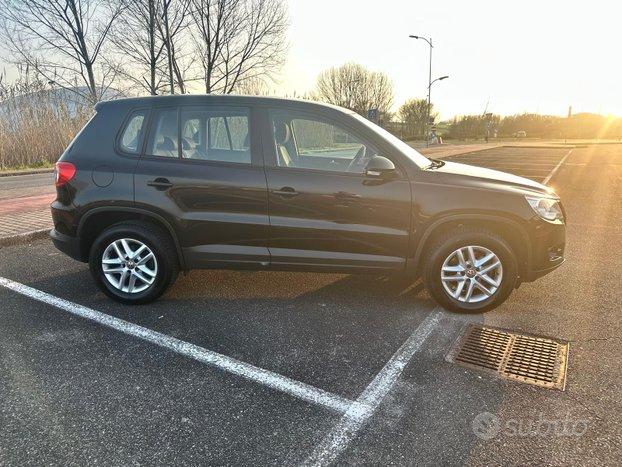 VOLKSWAGEN Tiguan 2.0 TDI 140CV BlueMotion - 2011