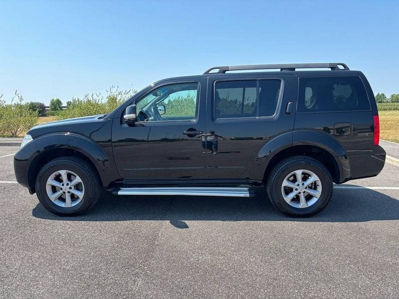 Nissan Pathfinder 7 POSTI - 2.5 Diesel 190cv