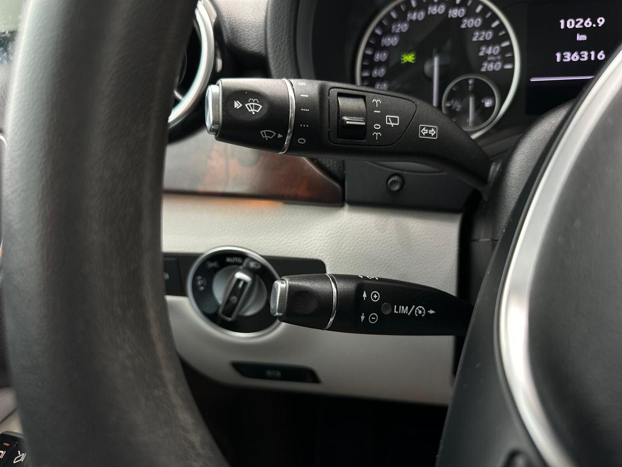 Mercedes-Benz B 200 d (cdi) Premium