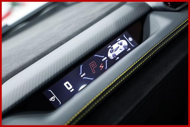 LAMBORGHINI Revuelto 6.5 V12 | FULL CARBON SPEC | MATRIX | IVA ESP