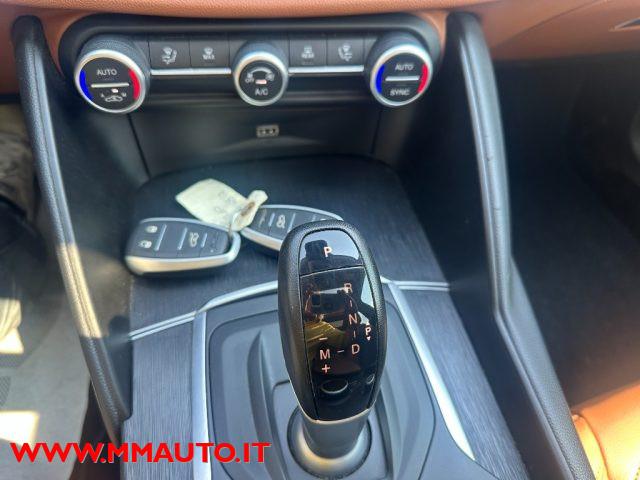 ALFA ROMEO Giulia 2.2 Turbodiesel 190CV AT8 AWD Q4 B-Tech !!!!!