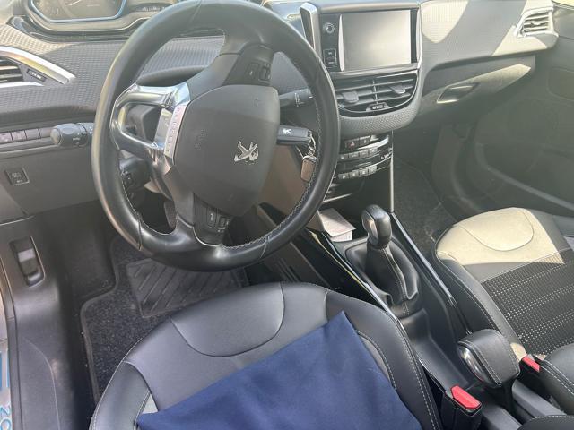 PEUGEOT 2008 Allure 1.2 PureTech 82