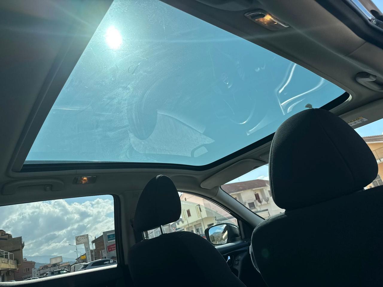 Nissan Qashqai 1.6 dCi 130 cv Tekna Tetto Garanzia