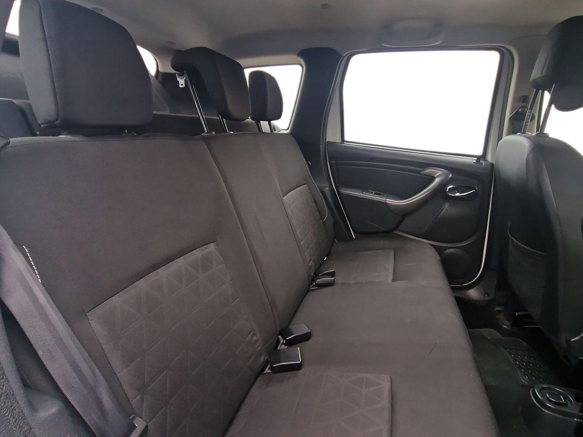 DACIA DUSTER 1.6 LAUREATE