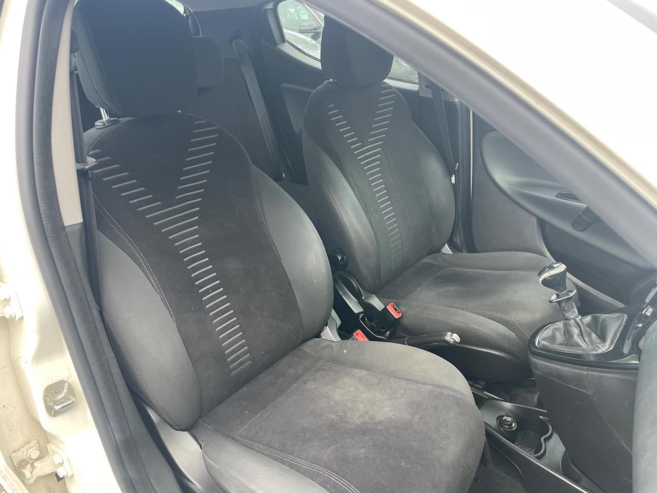 Lancia Ypsilon 1.2 69 CV 5 porte S&S Platinum