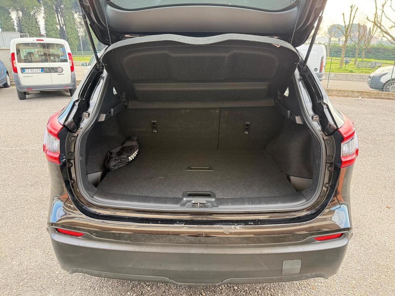 Nissan Qashqai 1.5 dCi 115 CV DCT Business