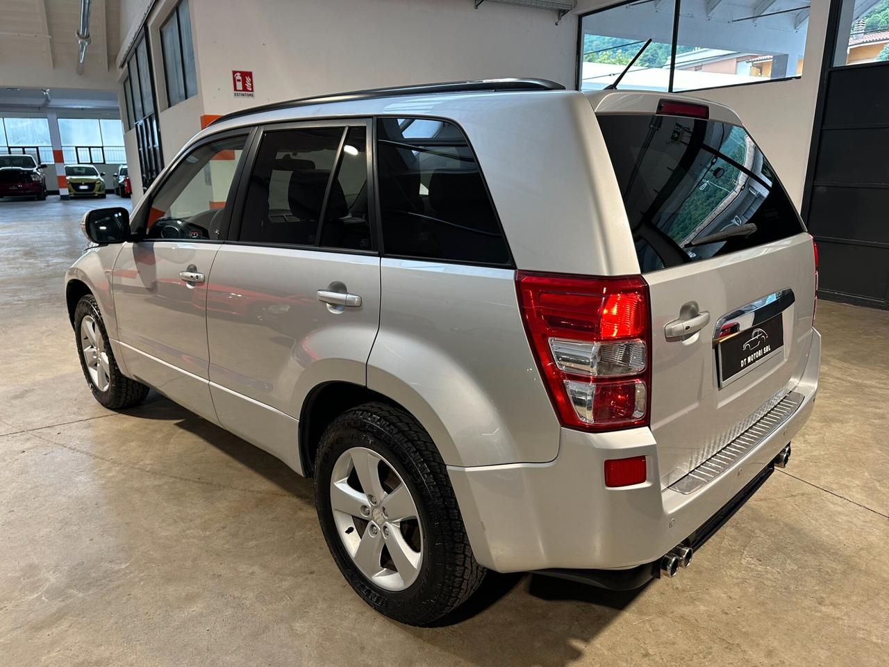 Suzuki Grand Vitara 2.4 5 porte AUTOMATICA - RIDOTTE BLOCCO DIFF.