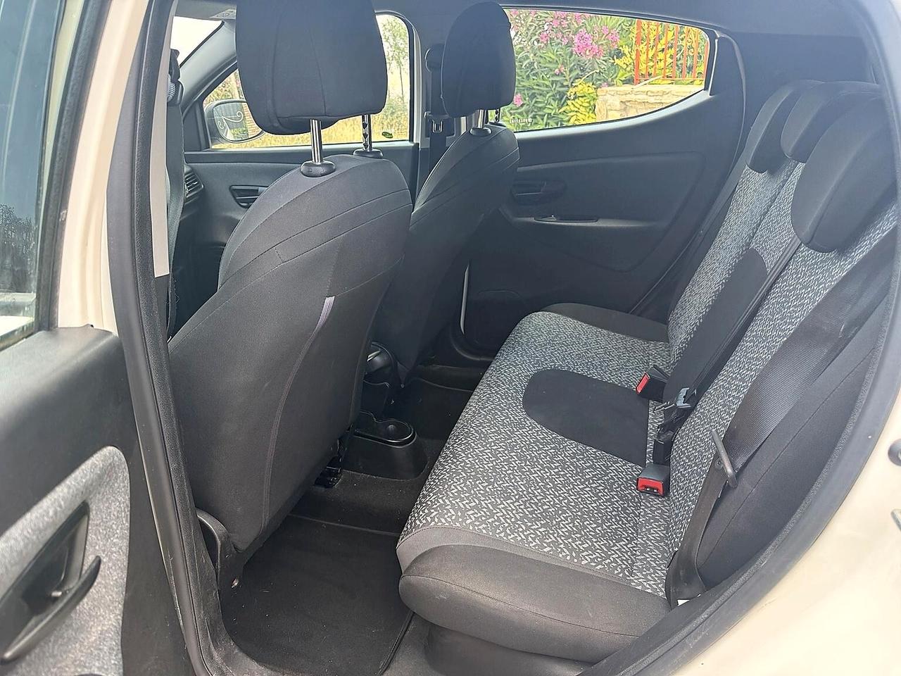 Lancia Ypsilon 1.2 69 CV 5 porte GPL Ecochic Elefantino Blu