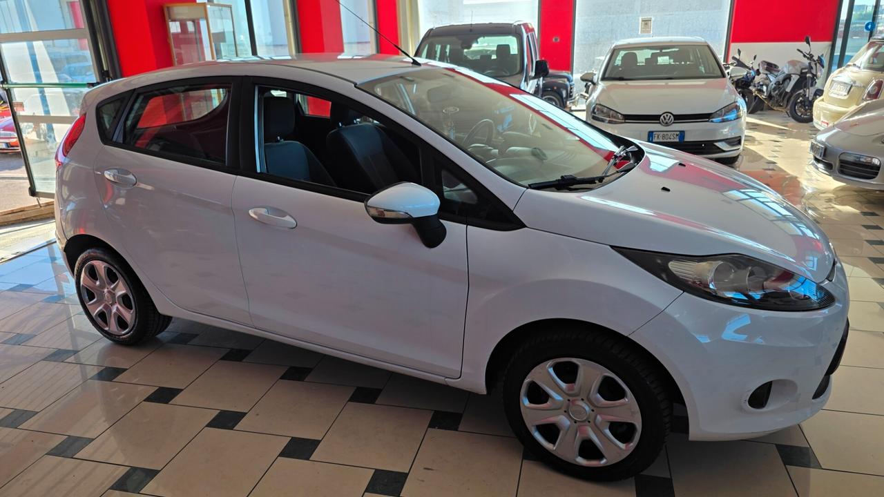 Ford Fiesta 1.4 TDCi 5p. Titanium