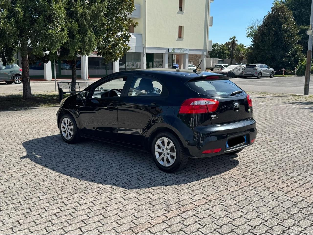 Kia Rio 1.1 CRDi 5 porte