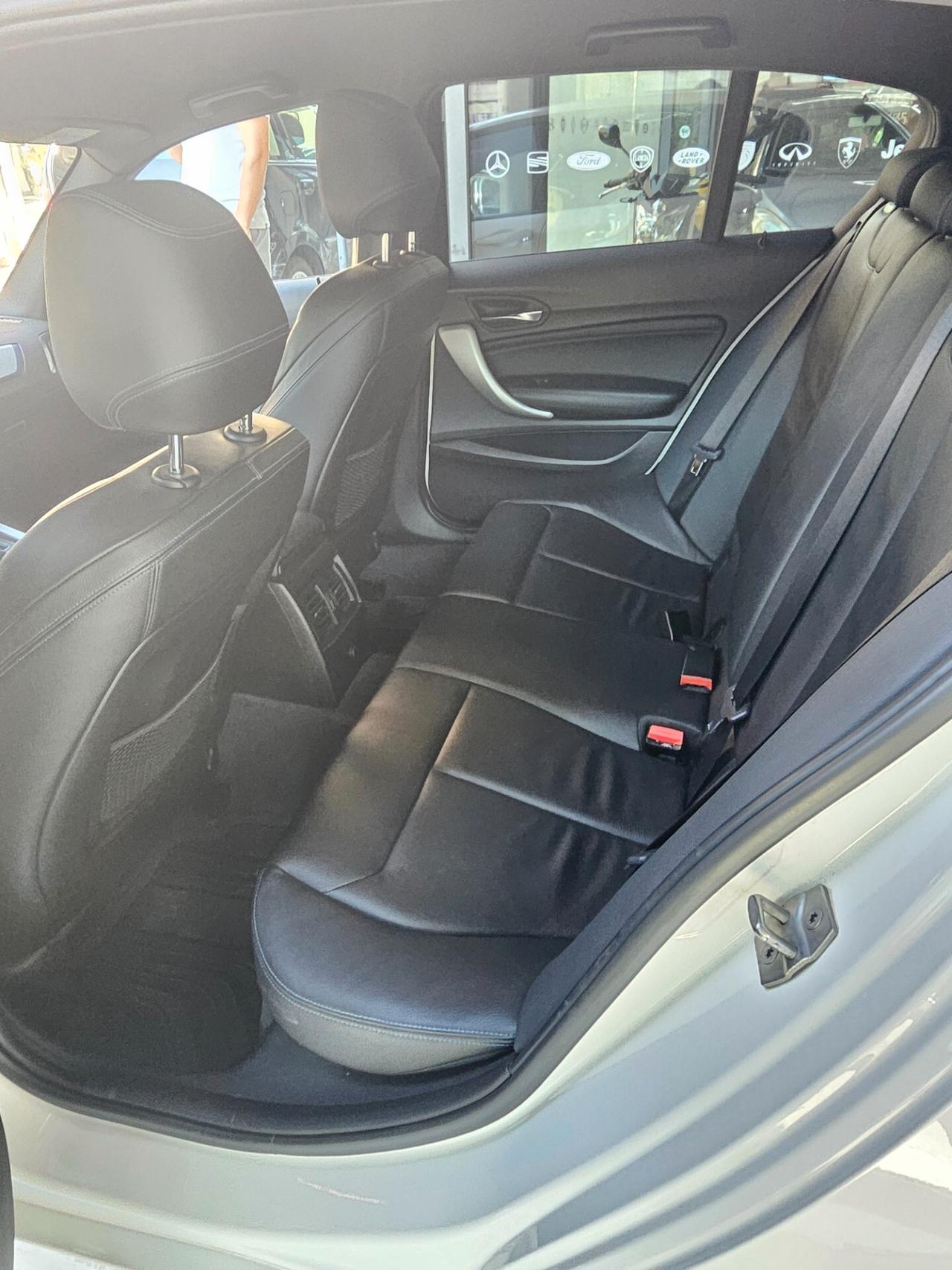 Bmw 116 116d 5p. Msport
