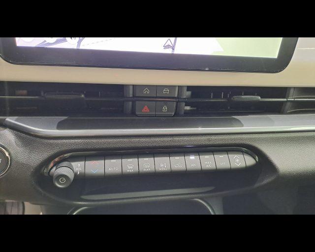 FIAT 600 1.2 hybrid 145cv auto