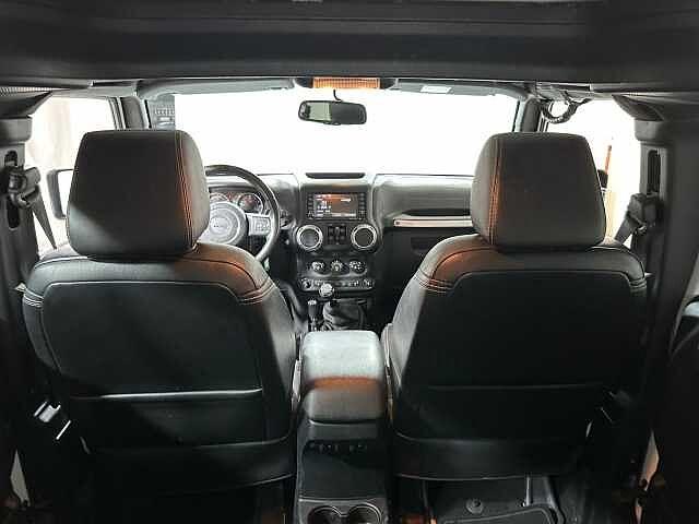 Jeep Wrangler Unlimited 2.8 CRD DPF Sahara