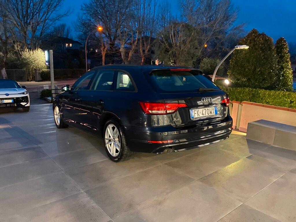 AUDI A4 5ª serie A4 Avant 2.0 TDI 150 CV S tro...