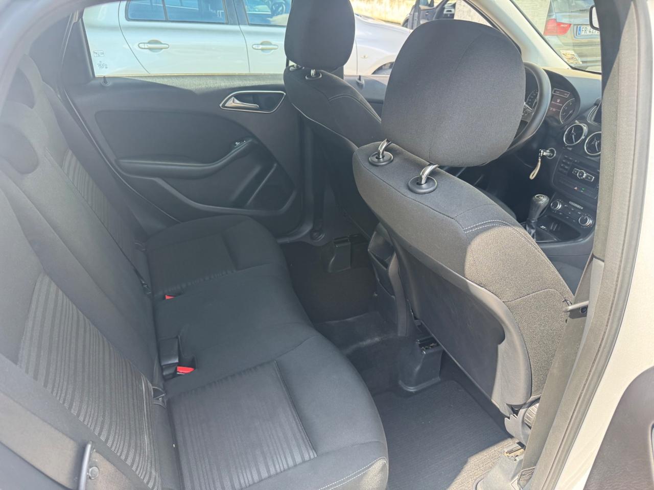 Mercedes-benz B 180 160 BlueEFFICIENCY Executive