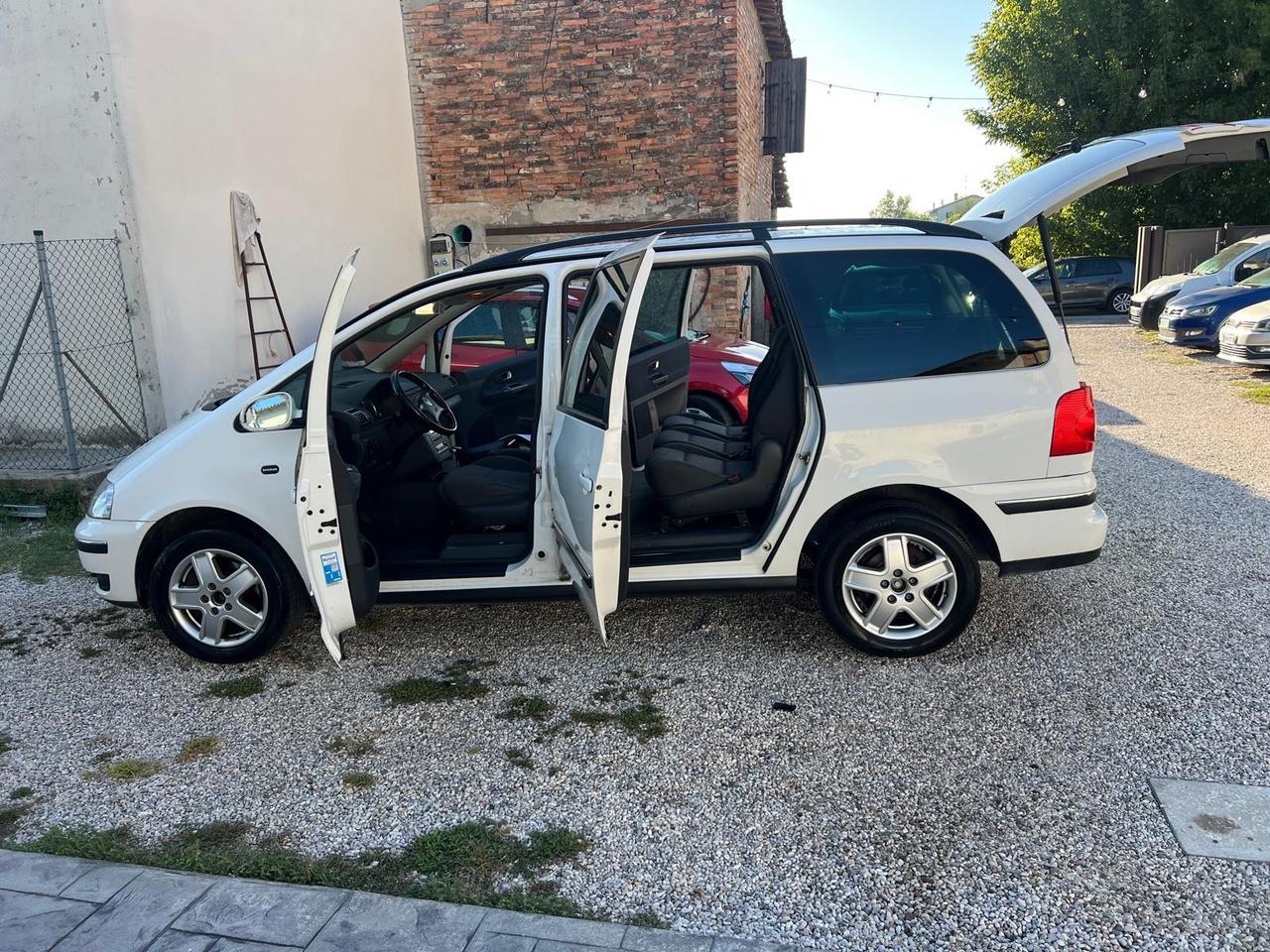 Volkswagen Sharan 1.9 TDI/115 CV cat Tipt. Trendline Nav.