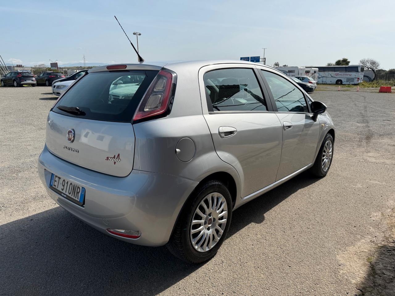 FIAT Punto 1.3 MTJ 75cv 5porte NEOPAT. GARANTITA