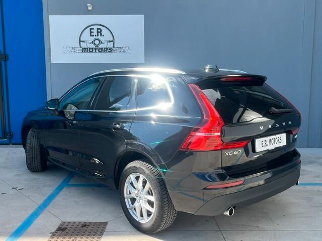 Volvo XC60 B4 (d) AWD Geartronic Momentum Pro