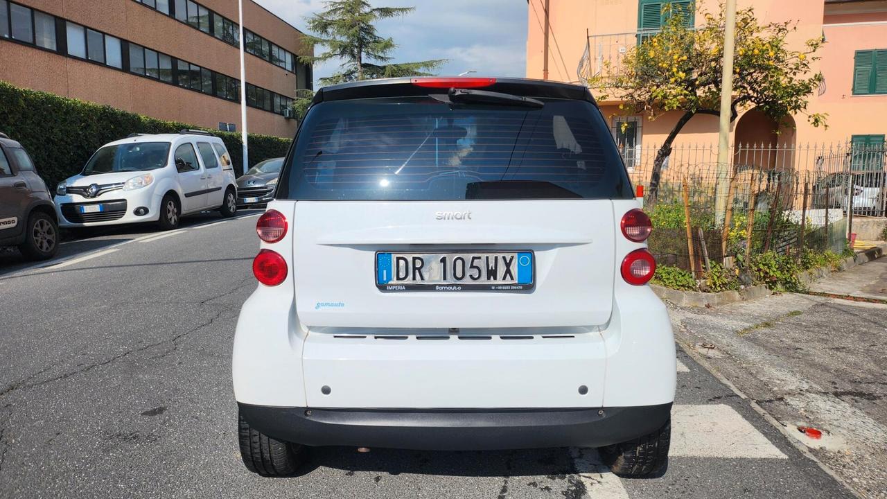 Smart ForTwo 1000 52 kW coupé pure