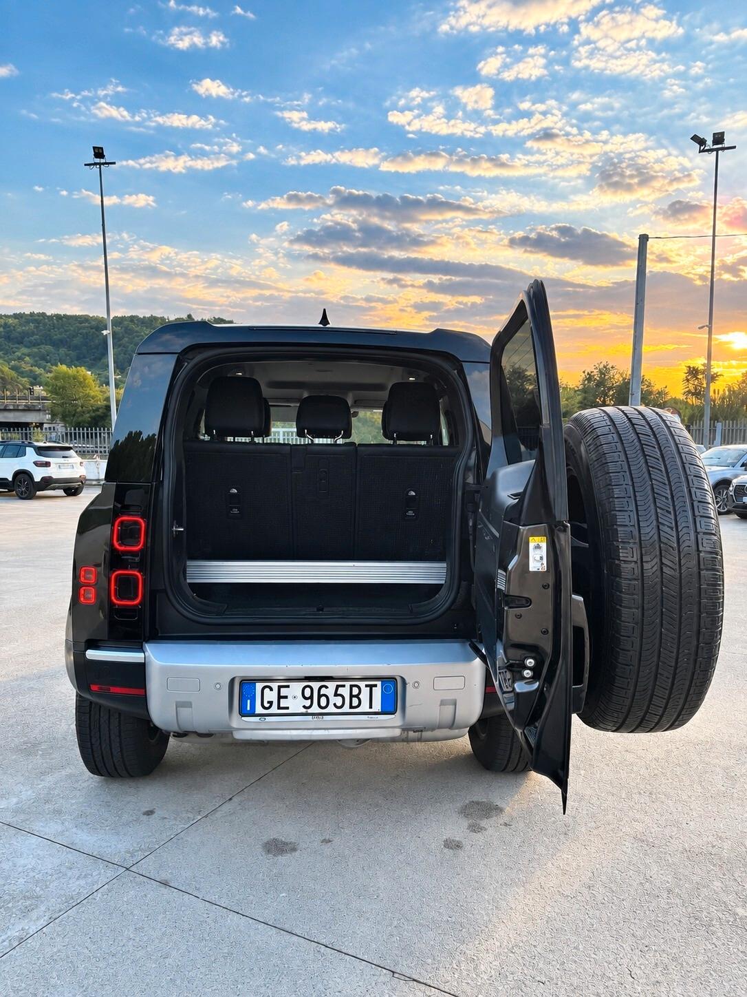 Land Rover Defender 90 3.0D I6 250 CV AWD Auto X-Dynamic HSE