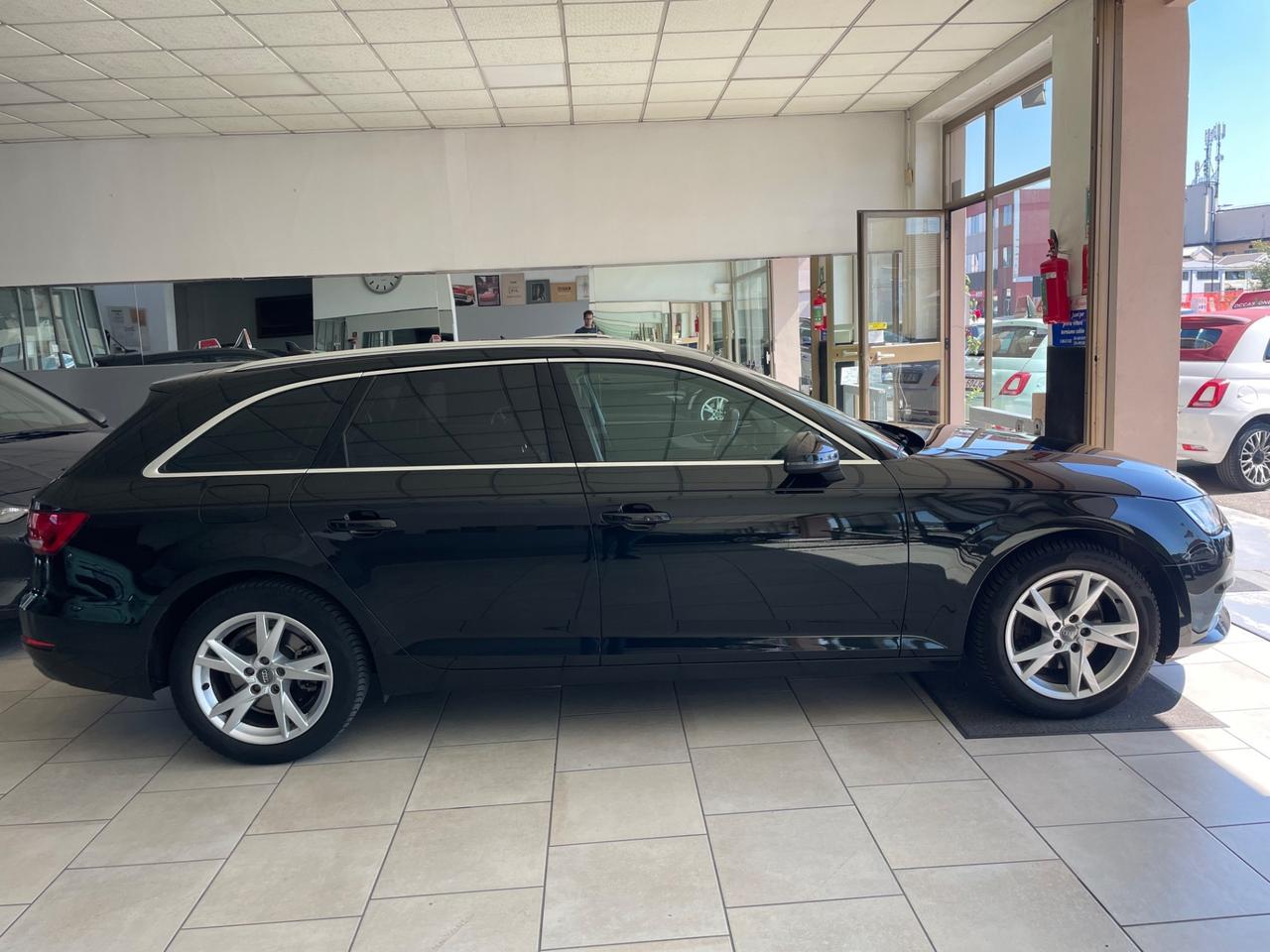 Audi A4 Avant 1.4 TFSI S tronic Sport - Nessun vincolo -