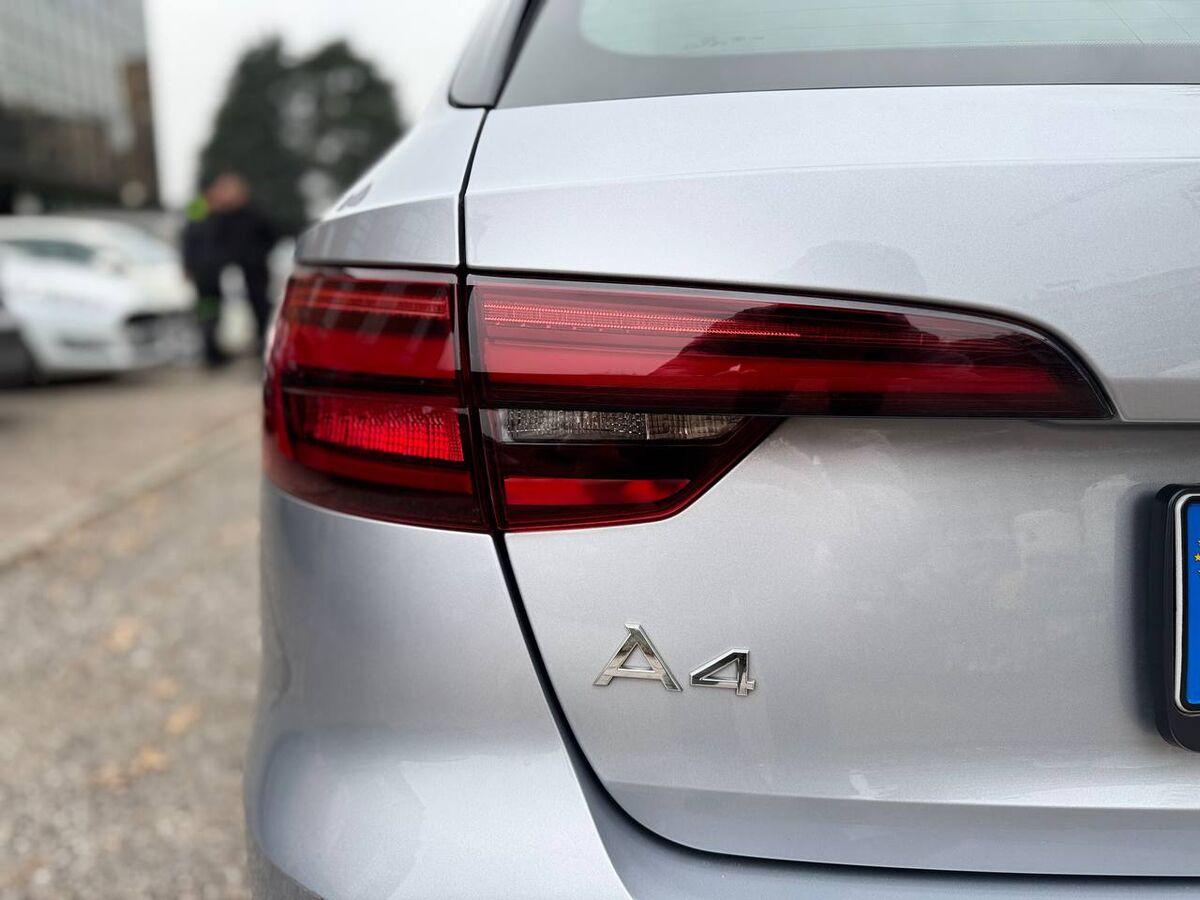Audi A4 Avant 40 2.0 tdi Edition quattro 190cv s-tronic