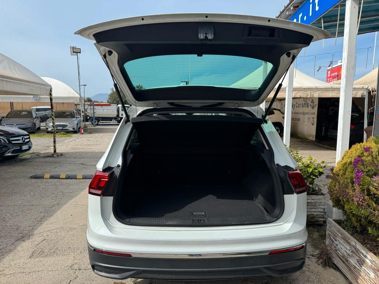 Volkswagen Tiguan 2.0 TDI 150 CV SCR DSG Elegance