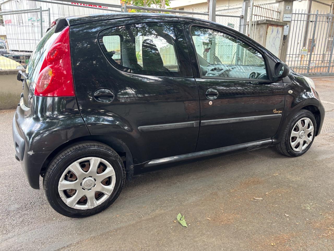 Peugeot 107 1.0 68CV 5p. Sweet Years