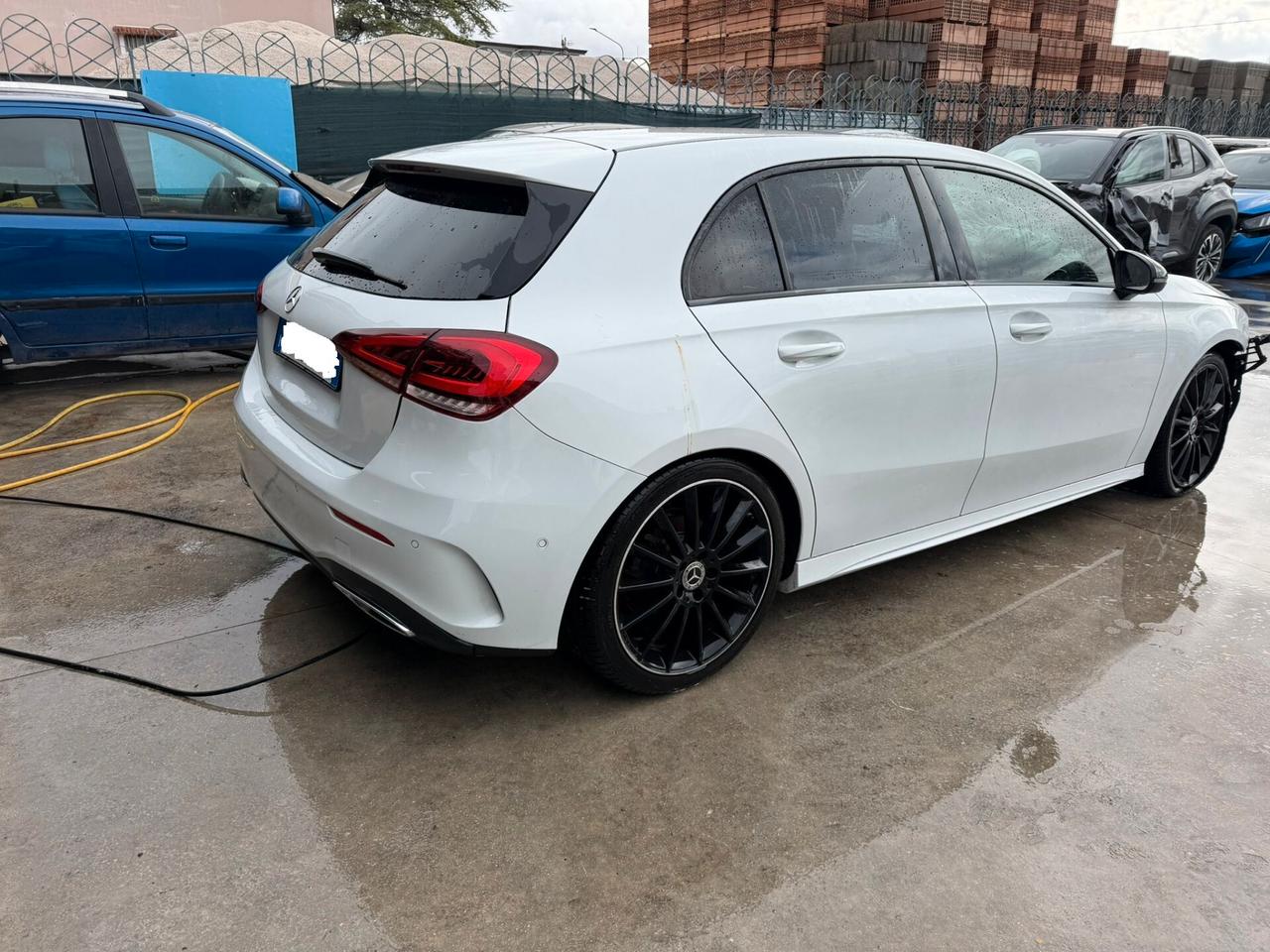 Mercedes-benz A 180 incidentato - 2019