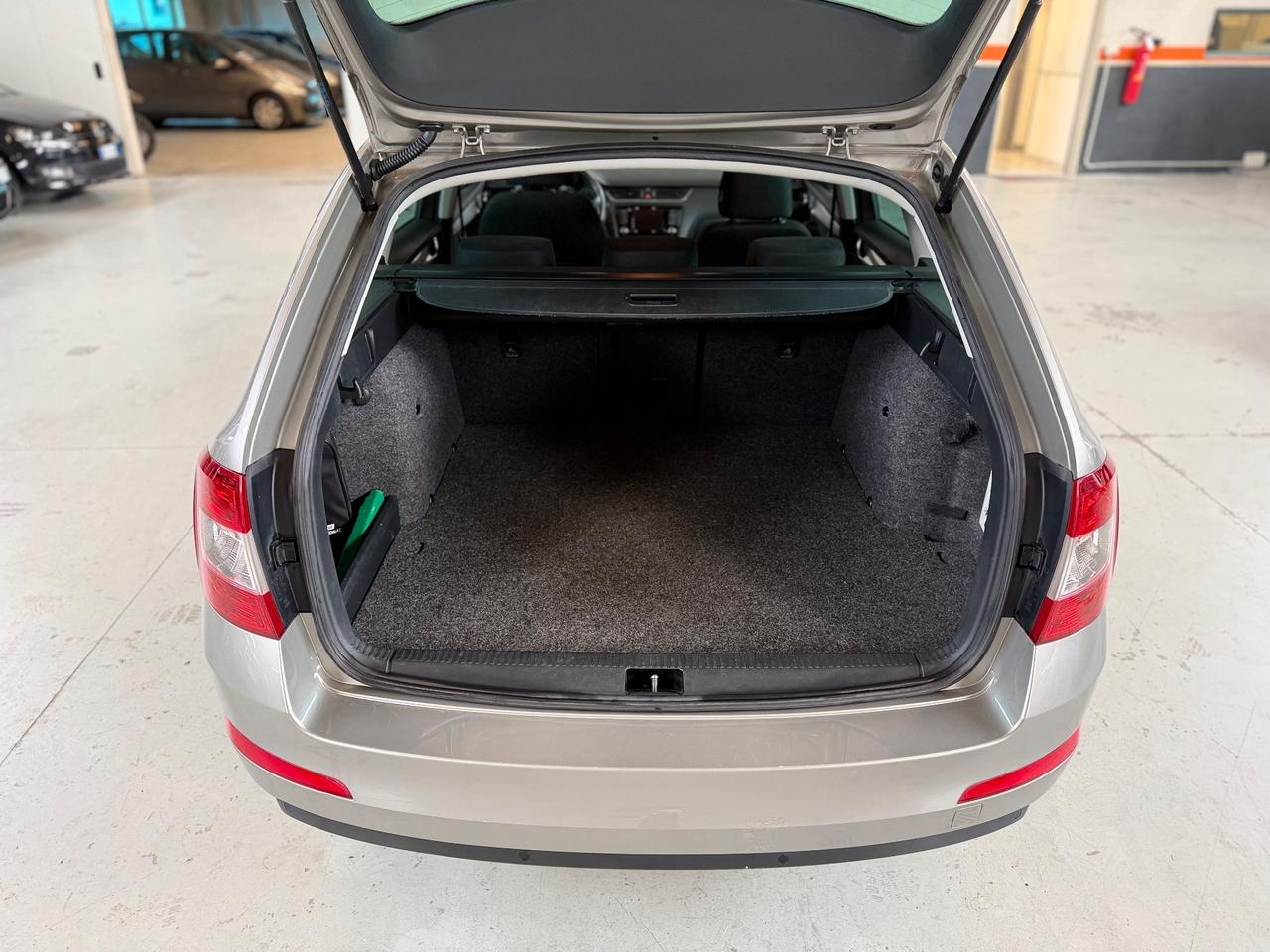 Skoda Octavia 1.4 TSI Executive G-Tec METANO NEOPATENTATI