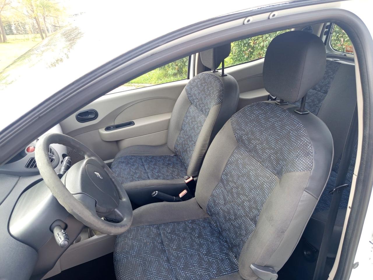 Renault Twingo 1.2 8V Le Iene