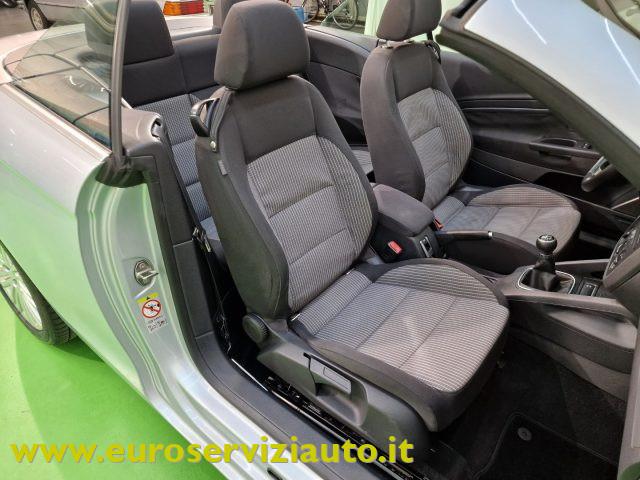 VOLKSWAGEN Eos 2.0 16V FSI