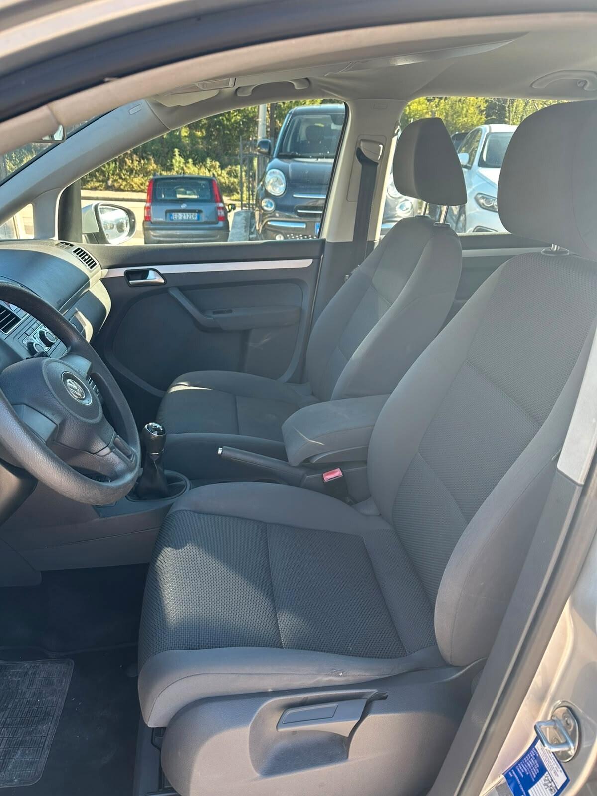 Volkswagen Touran 1.6 TDI Comfortline - 7 posti