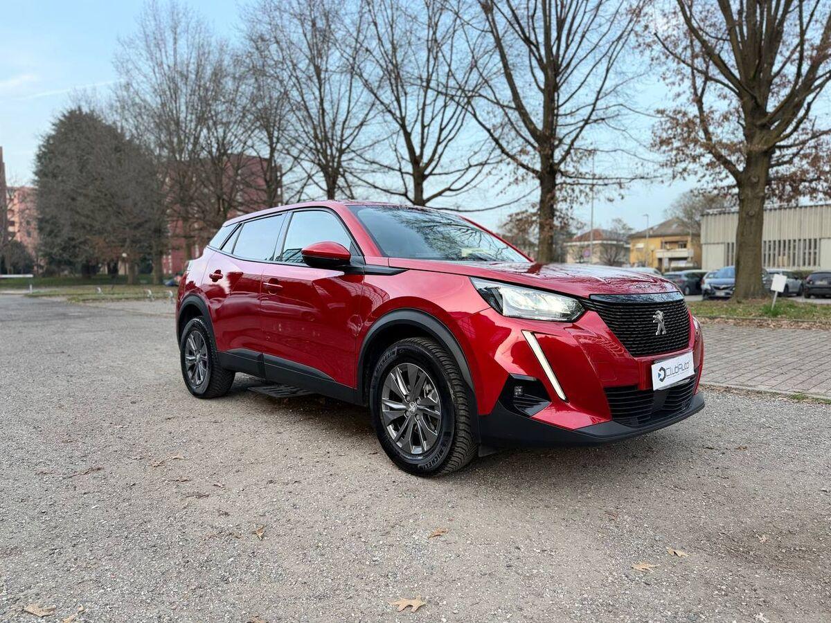 Peugeot 2008 1.2 Active s&s 130cv CINGHIA SOSTITUITA !