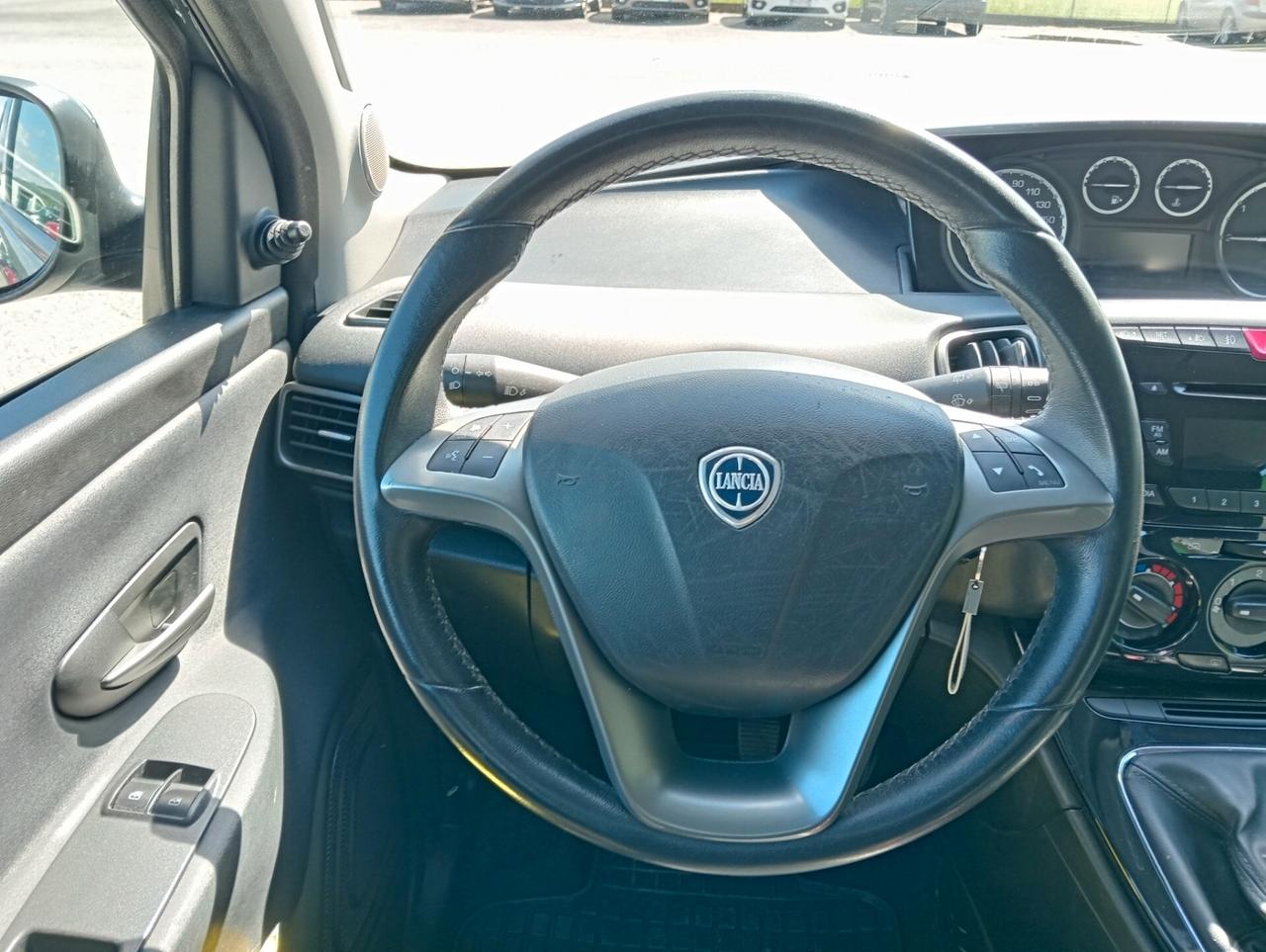 Lancia Ypsilon 1.3 MJET 95CV Elefantino