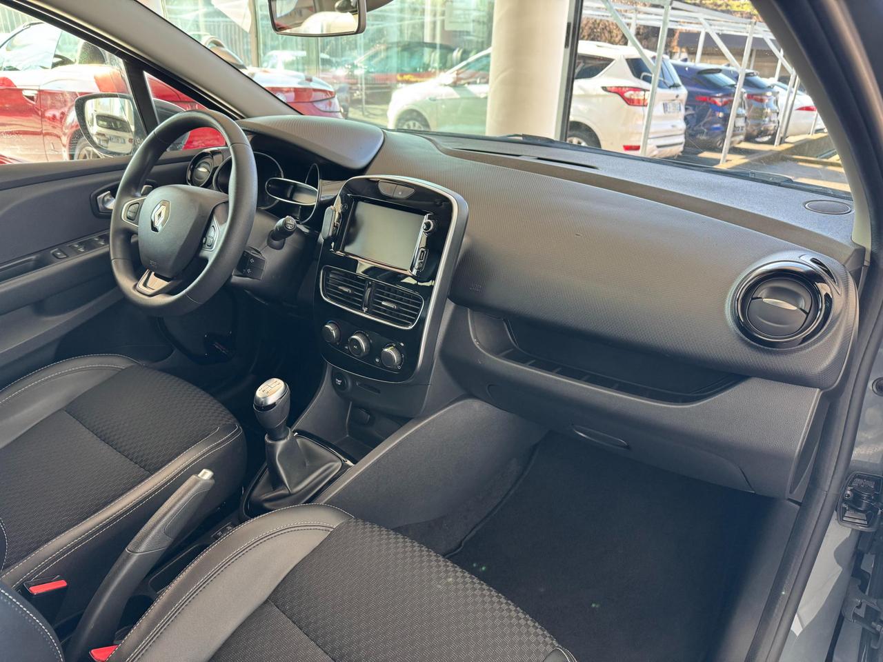 Renault Clio 5 Porte Clio 0.9 tce Moschino Intens Gpl 90cv